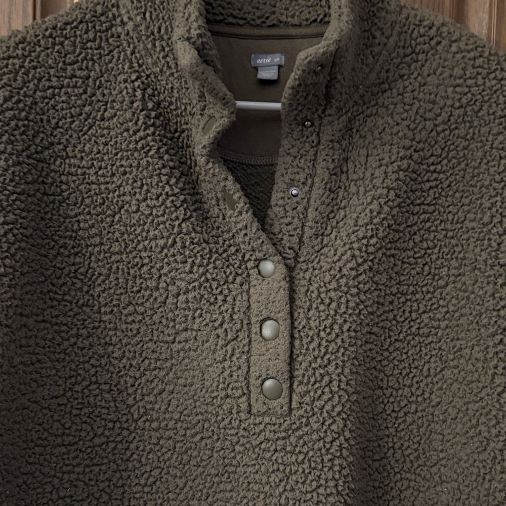 Aerie Olive Sherpa Pullover - Picture 4 of 5